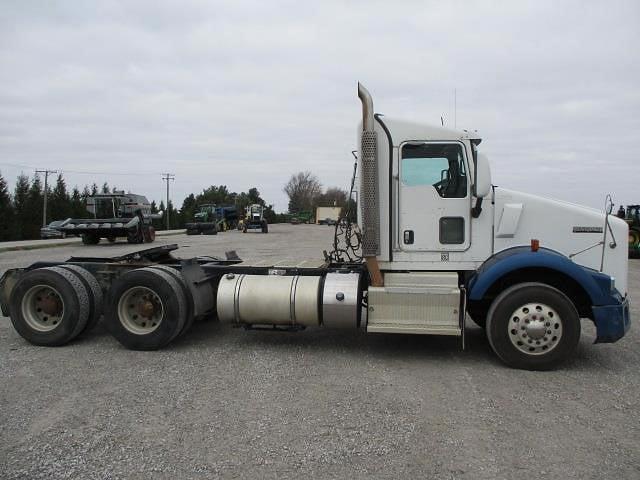 Image of Kenworth T800 equipment image 3