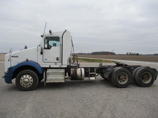 Image of Kenworth T800 equipment image 2