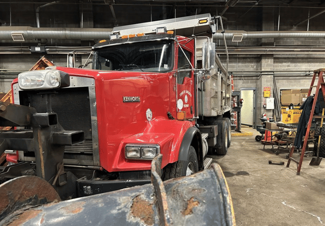 Image of Kenworth T800 equipment image 1