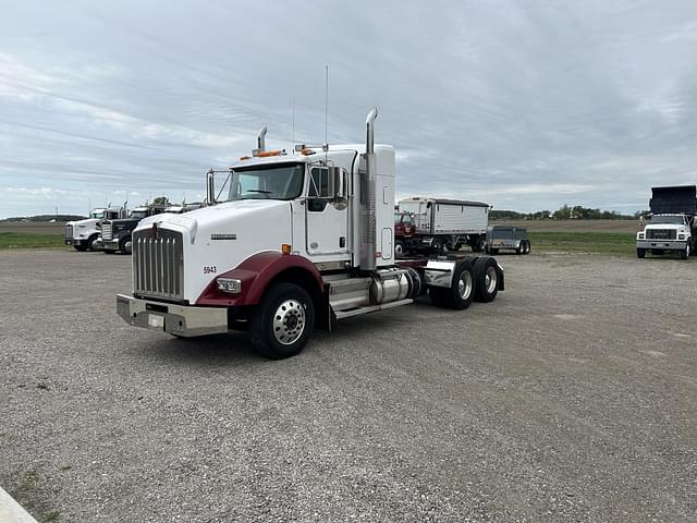 Image of Kenworth T800 equipment image 1