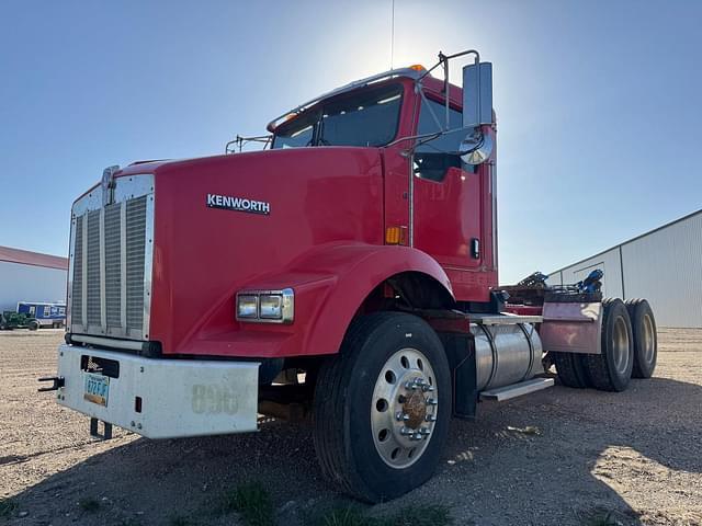 Image of Kenworth T800 equipment image 2