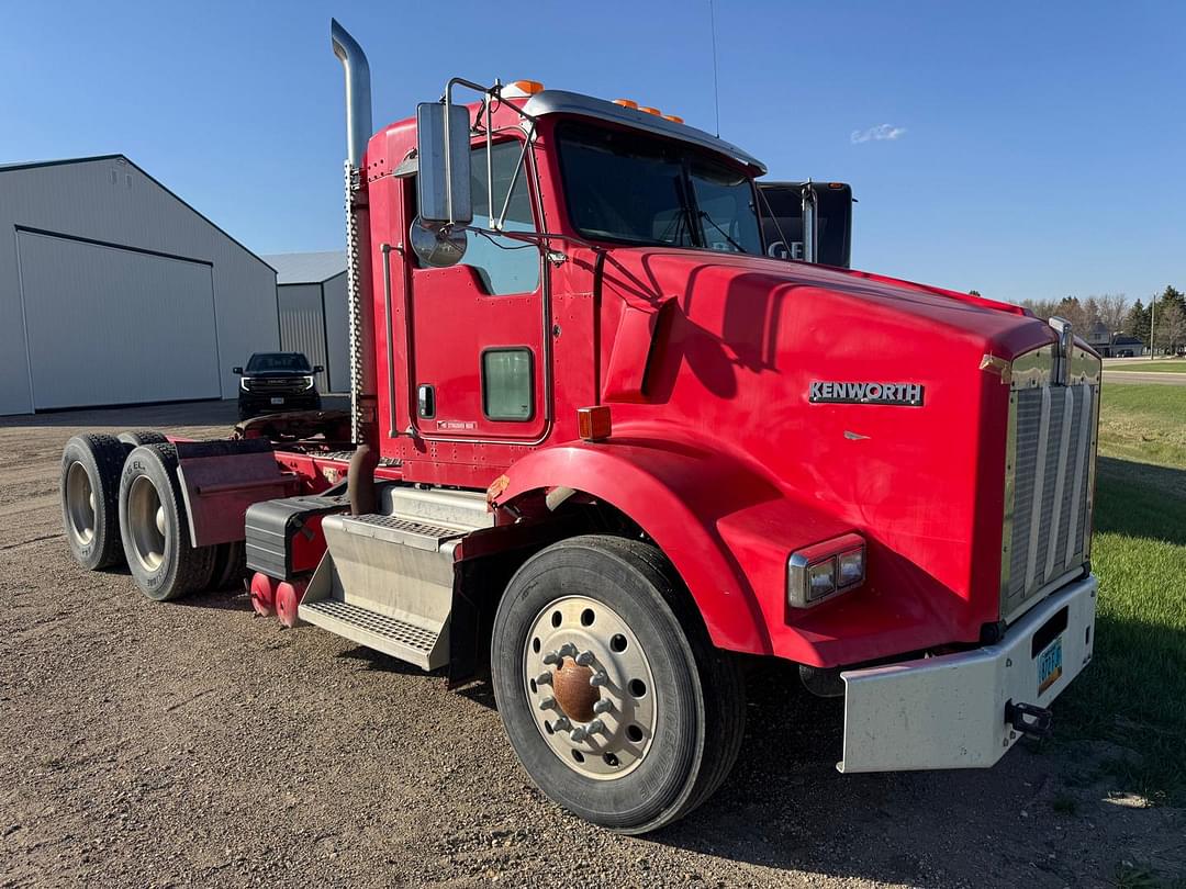 Image of Kenworth T800 Primary image