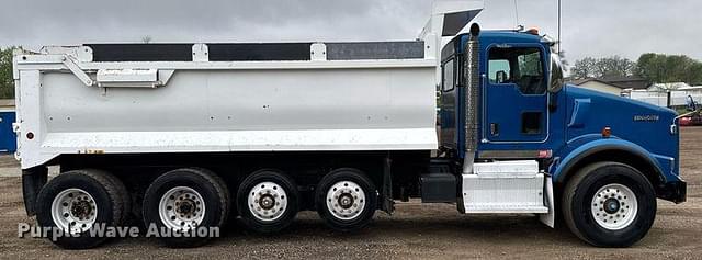 Image of Kenworth T800 equipment image 3
