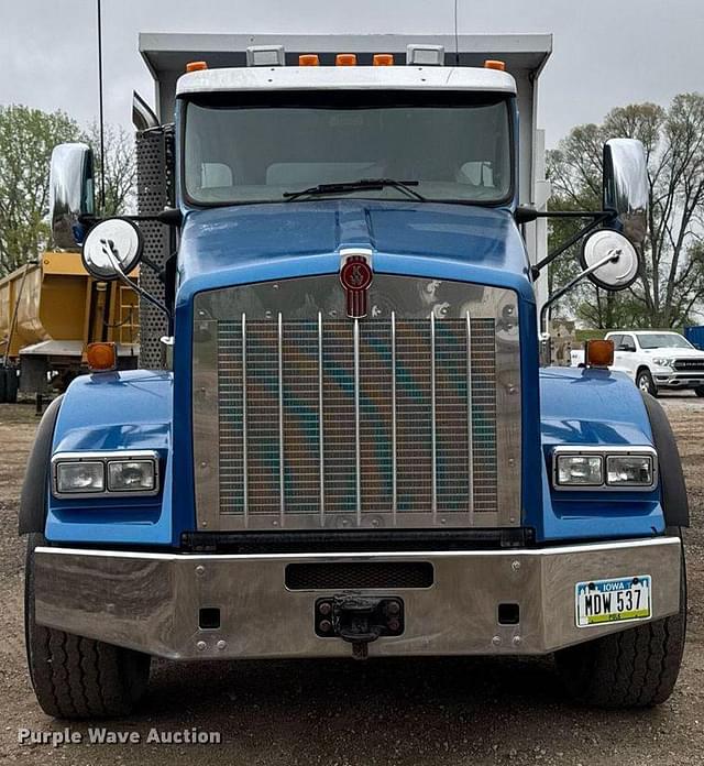 Image of Kenworth T800 equipment image 1
