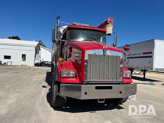 Image of Kenworth T800 equipment image 4