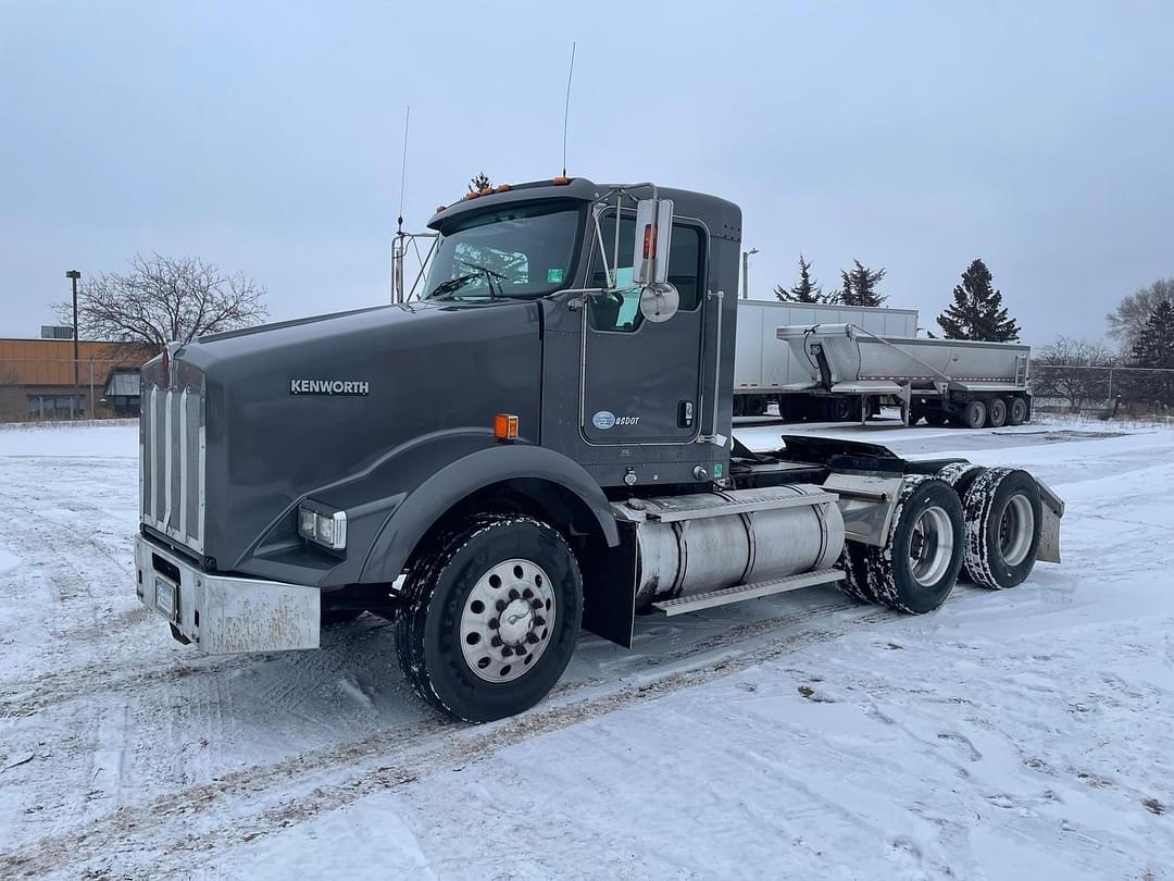 Image of Kenworth T800 Primary image