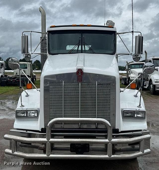 Image of Kenworth T800 equipment image 1