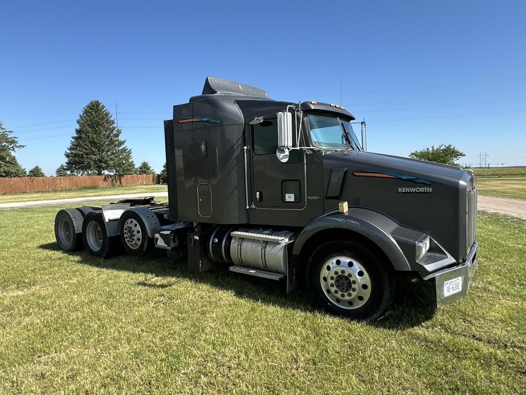Image of Kenworth T800 Primary image