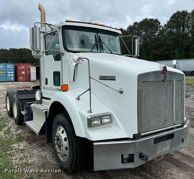 Image of Kenworth T800 equipment image 2