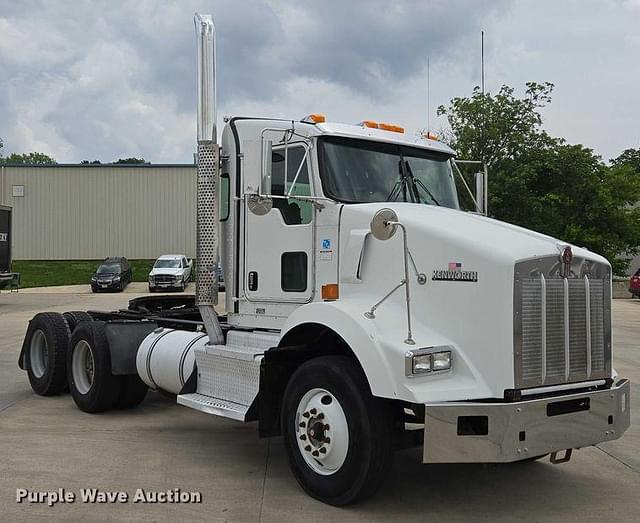 Image of Kenworth T800 equipment image 2