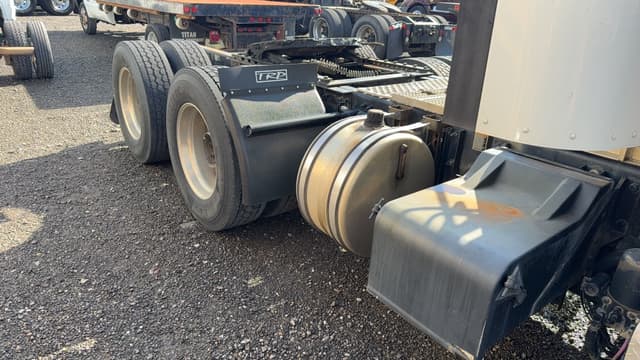 Image of Kenworth T800 equipment image 4