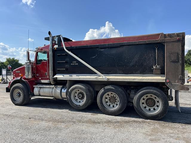 Image of Kenworth T800 equipment image 1