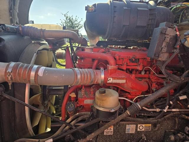 Image of Kenworth T880 equipment image 4