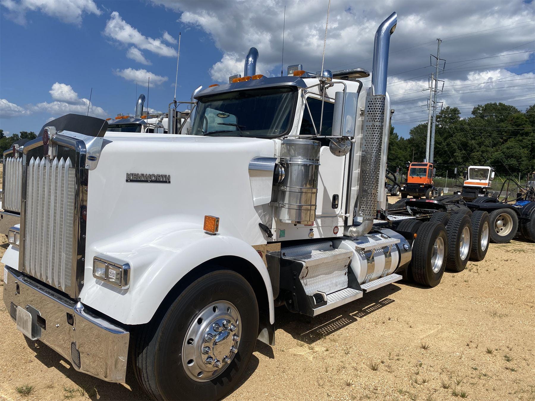 Main image Kenworth W900