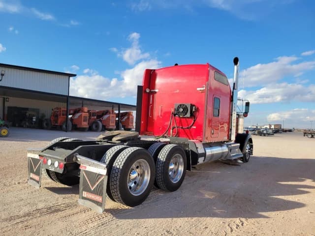 Image of Kenworth W900 equipment image 4