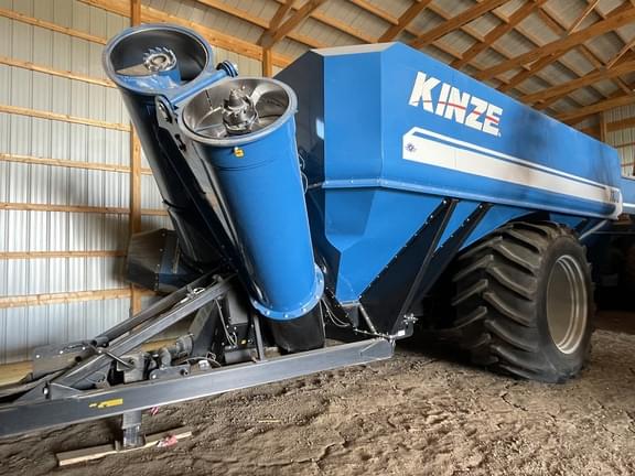 Image of Kinze 1100 Primary image