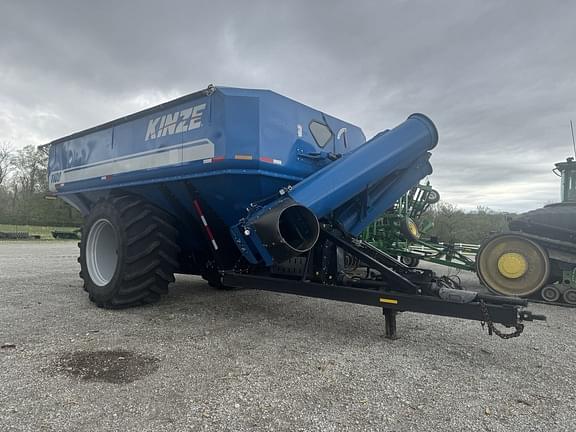 Image of Kinze 1100 Primary image