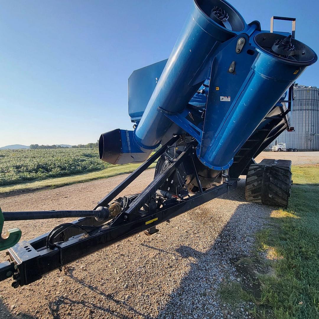 Image of Kinze 1100 Primary image