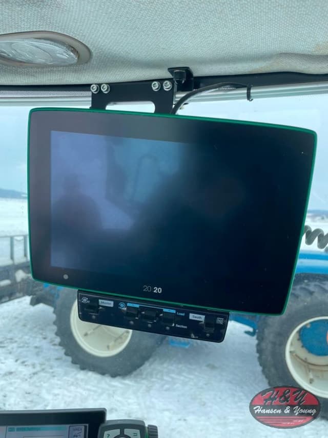 Image of Kinze 3500 equipment image 4