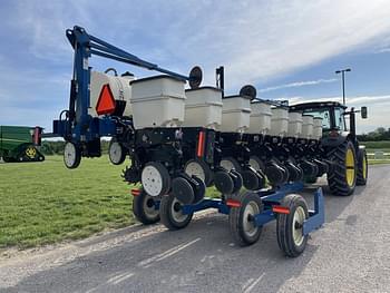 2013 Kinze 3500 Equipment Image0