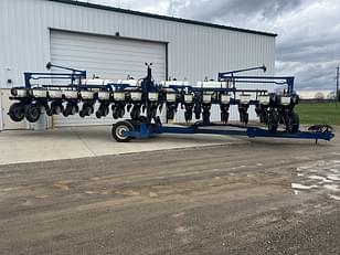 Main image Kinze 3600 4