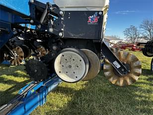 Main image Kinze 3600 1