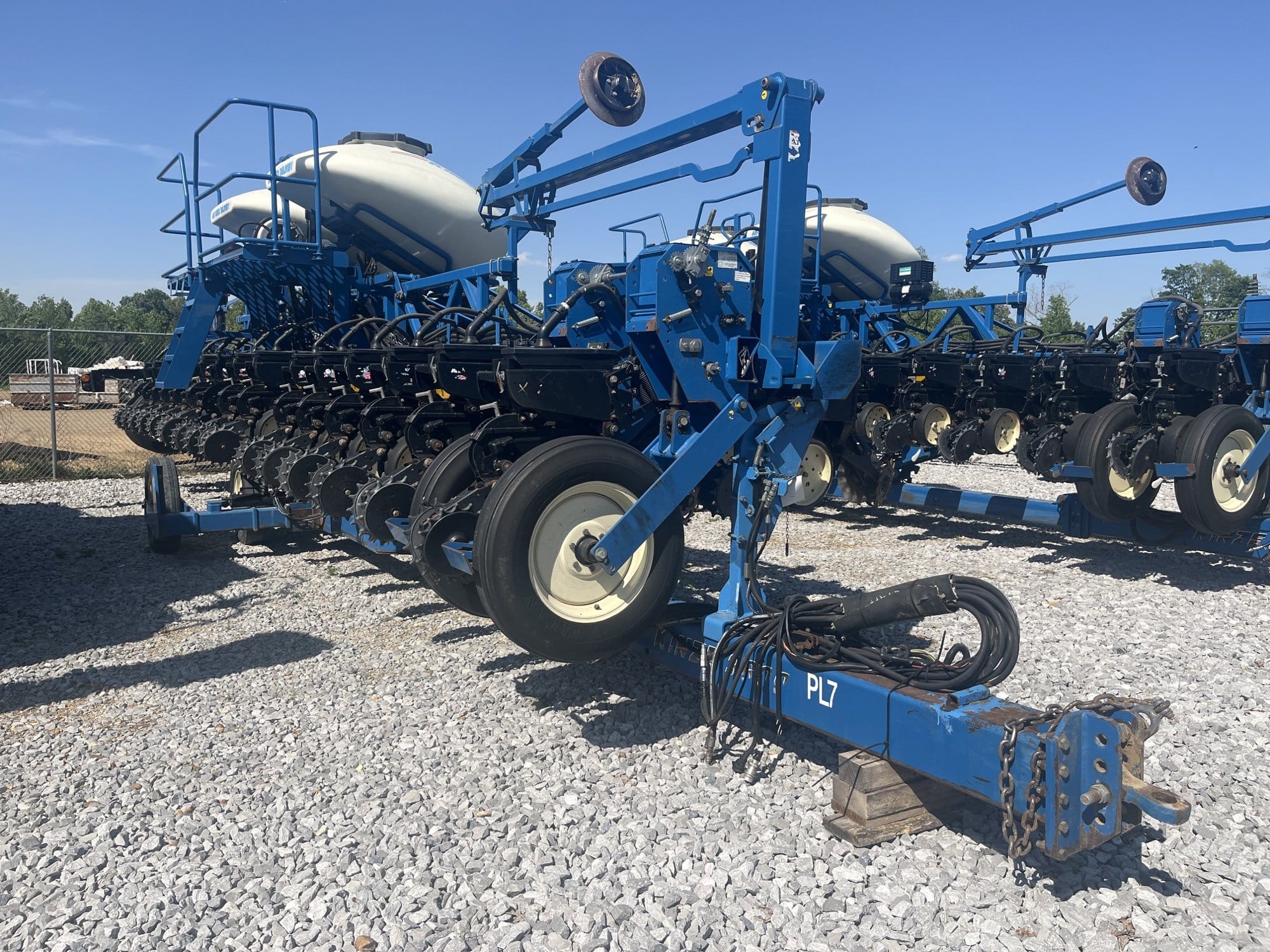 2013 Kinze 3600 Equipment Image0