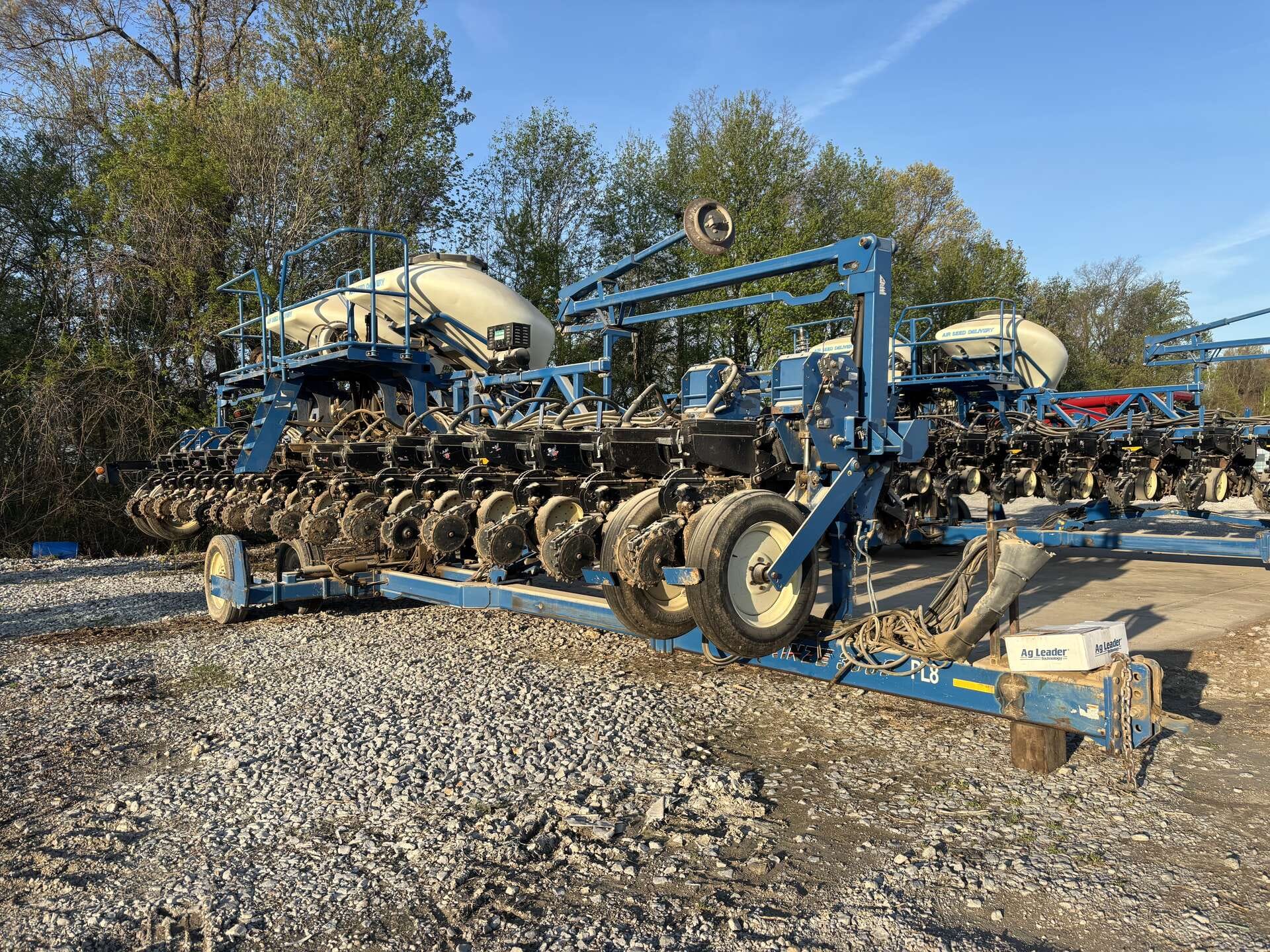 2013 Kinze 3600 Equipment Image0