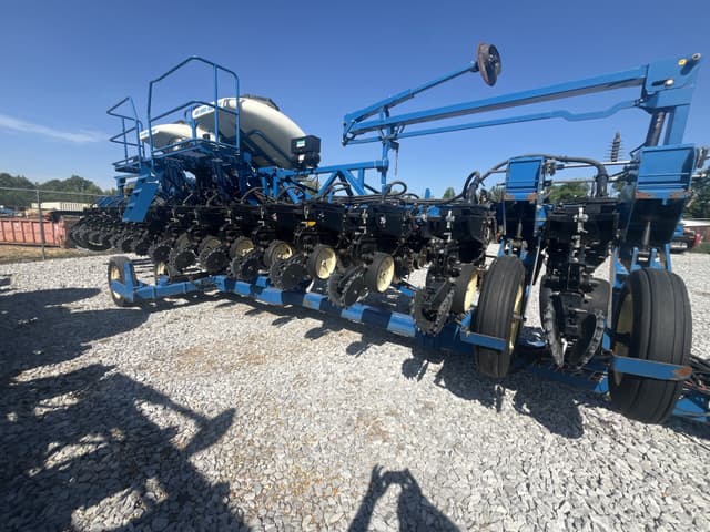 Image of Kinze 3600ASD equipment image 1