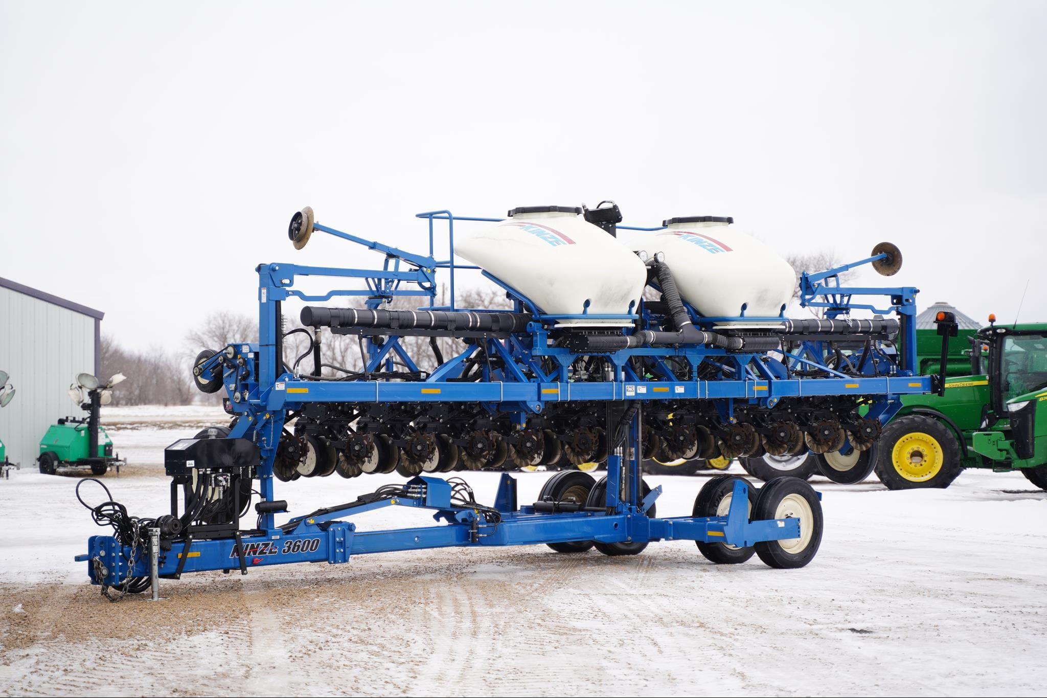 2013 Kinze 3600ASD Equipment Image0