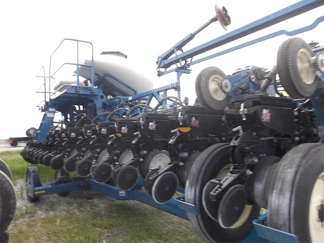 Image of Kinze 3600ASD equipment image 3