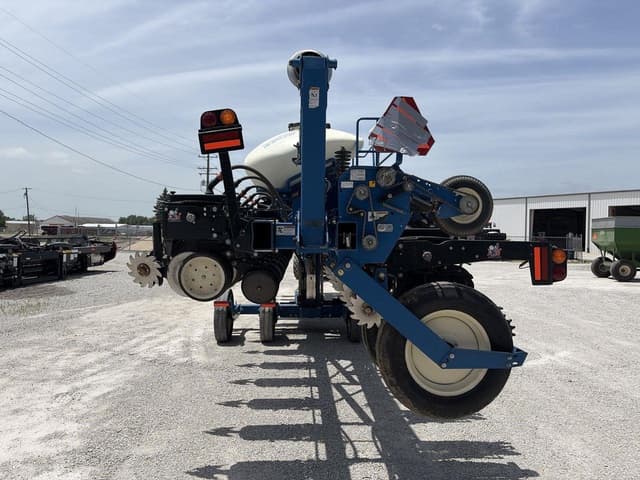 Image of Kinze 3600ASD equipment image 3