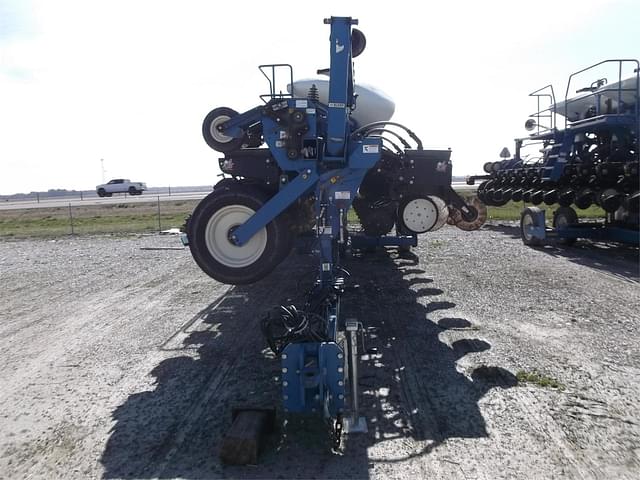 Image of Kinze 3600ASD equipment image 1