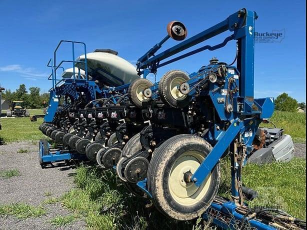 Image of Kinze 3600ASD equipment image 2