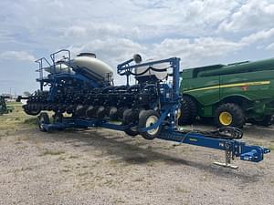 2013 Kinze 3660 Image