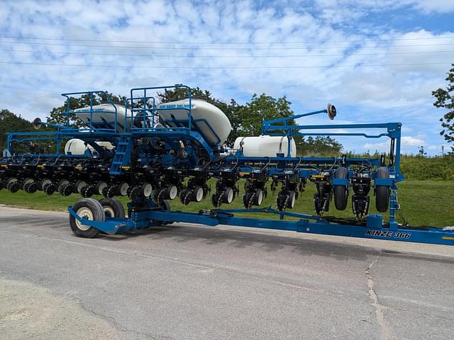 Image of Kinze 3660ASD equipment image 1