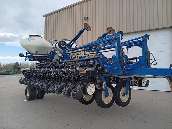 Image of Kinze 3700 Primary image