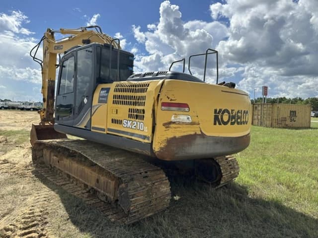 Image of Kobelco SK210LC-9 equipment image 2