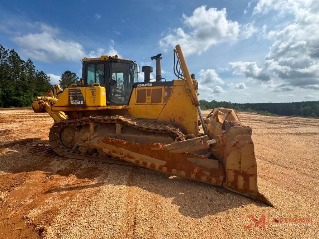 Image of Komatsu D155AX-6 Primary image