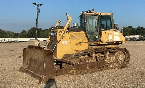 Image of Komatsu D65EX-17 Primary image