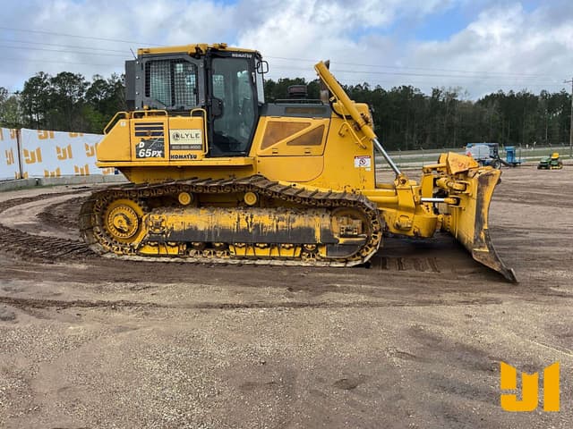 Image of Komatsu D65PX-17 equipment image 3