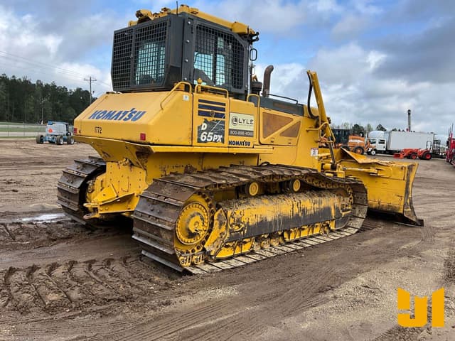 Image of Komatsu D65PX-17 equipment image 4