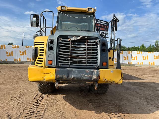 Image of Komatsu HM300-3 equipment image 1
