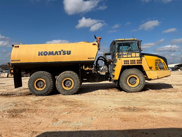 Image of Komatsu HM300-3 equipment image 3