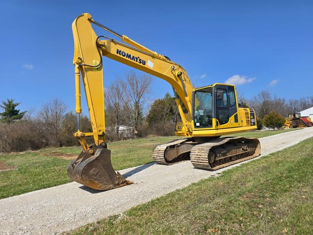 Image of Komatsu PC160LC equipment image 2