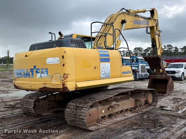 Image of Komatsu PC210LC-10 equipment image 4