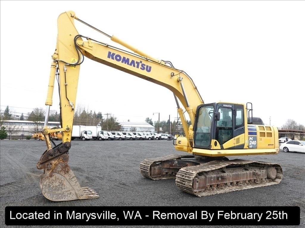 2013 Komatsu PC240LC Equipment Image0