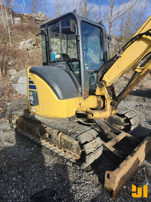 Image of Komatsu PC45MR-3 equipment image 3
