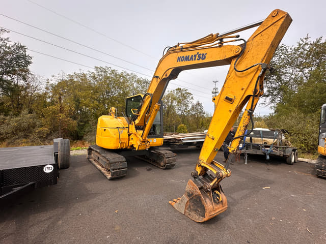 Image of Komatsu PC88MR-8 equipment image 1