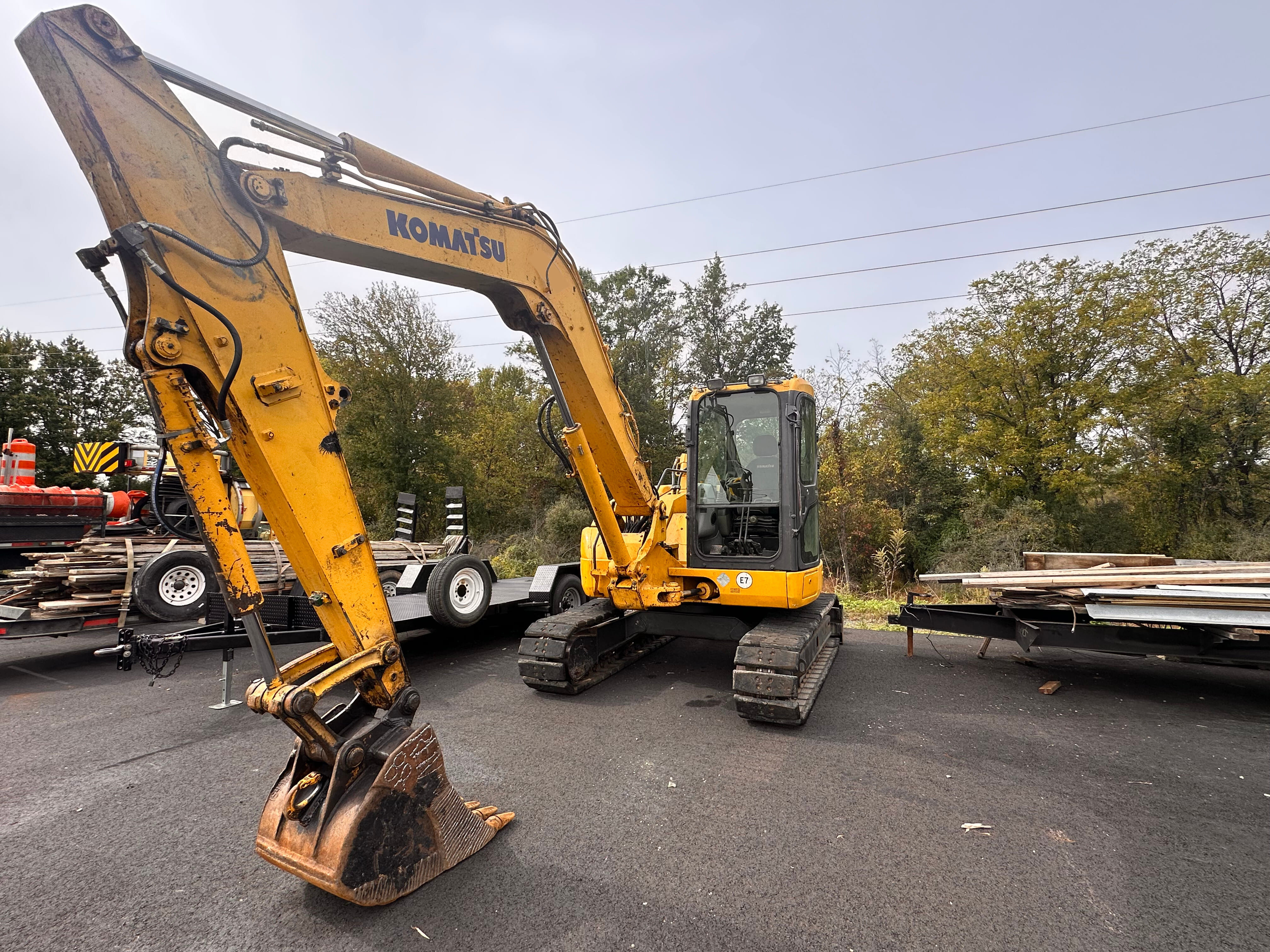 2013 Komatsu PC88MR-8 Equipment Image0